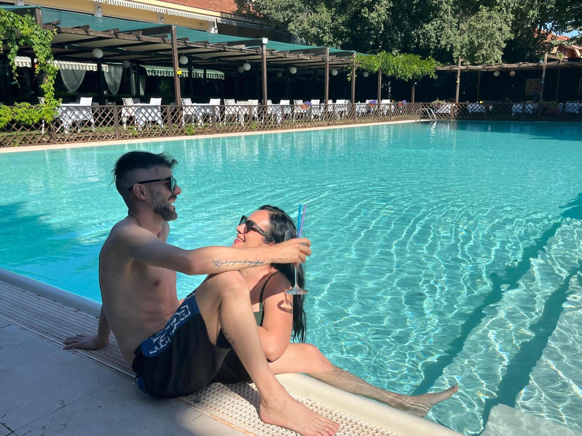 Hotel Sporting Brugherio Bagian luar foto